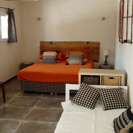 Bed and Breakfast Bergerie D'Alivon En Camargue Albaron Экстерьер фото